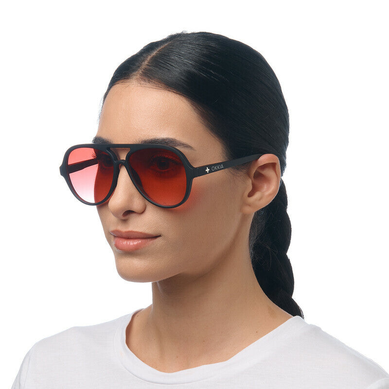 OKKIA Alessio Occhiali da Sole Unisex Goccia Nero Rosso