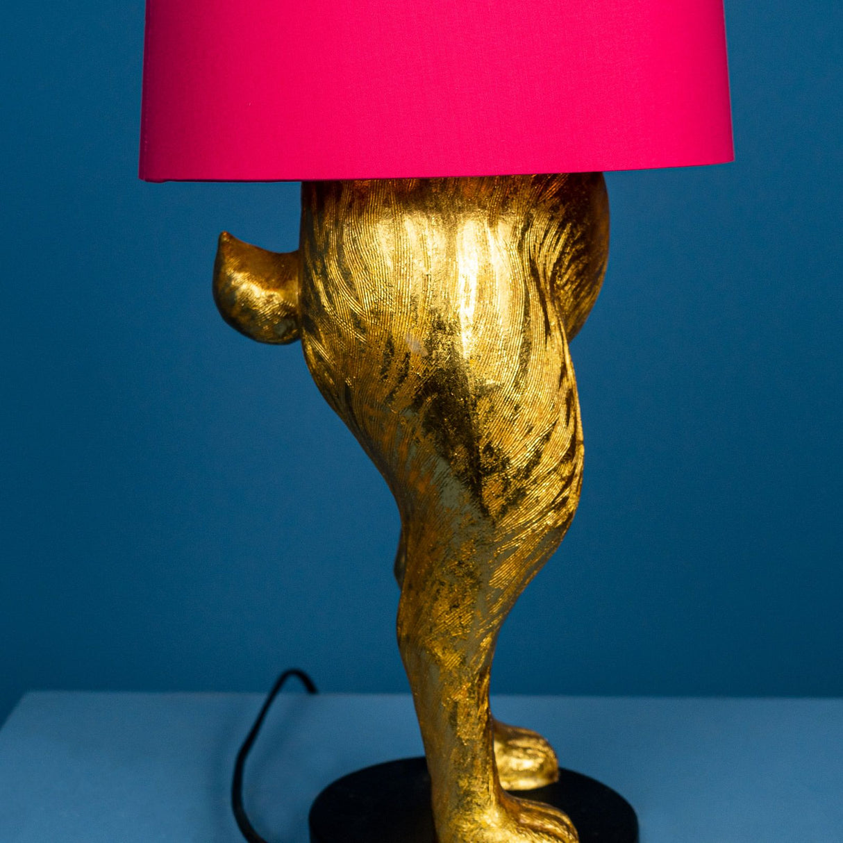 WERNS Lampada da Tavolo Coniglio Nascosto Bunny Magenta Oro 24x74cm