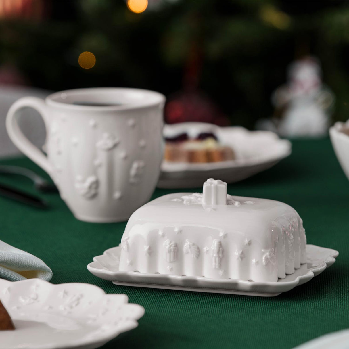 VILLEROY & BOCH Burriera Natalizia Toy's Delight Royal Classic Bianco in Porcellana Premium 15,5x19cm