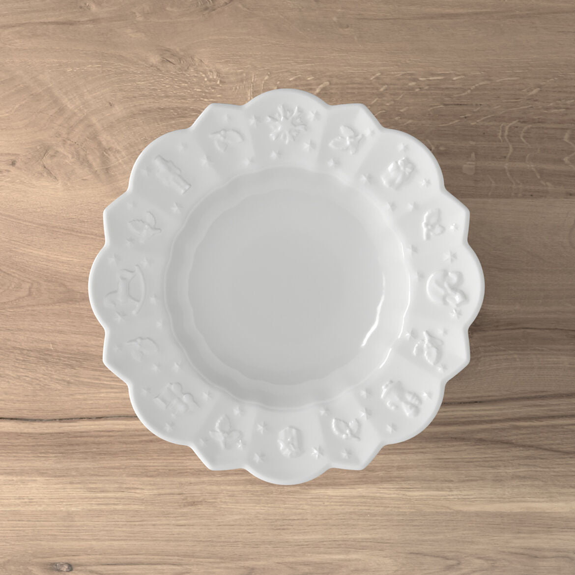 VILLEROY & BOCH Toy's Delight Royal Classic White Deep Plate 23.5cm Christmas Table