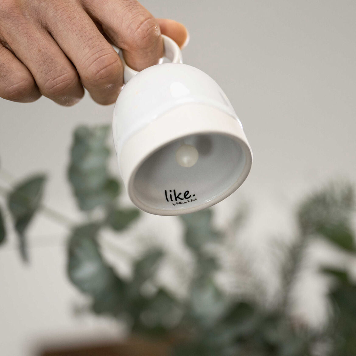 VILLEROY & BOCH Winter Glow Bell Bell 10cm Porcelain Christmas Decoration