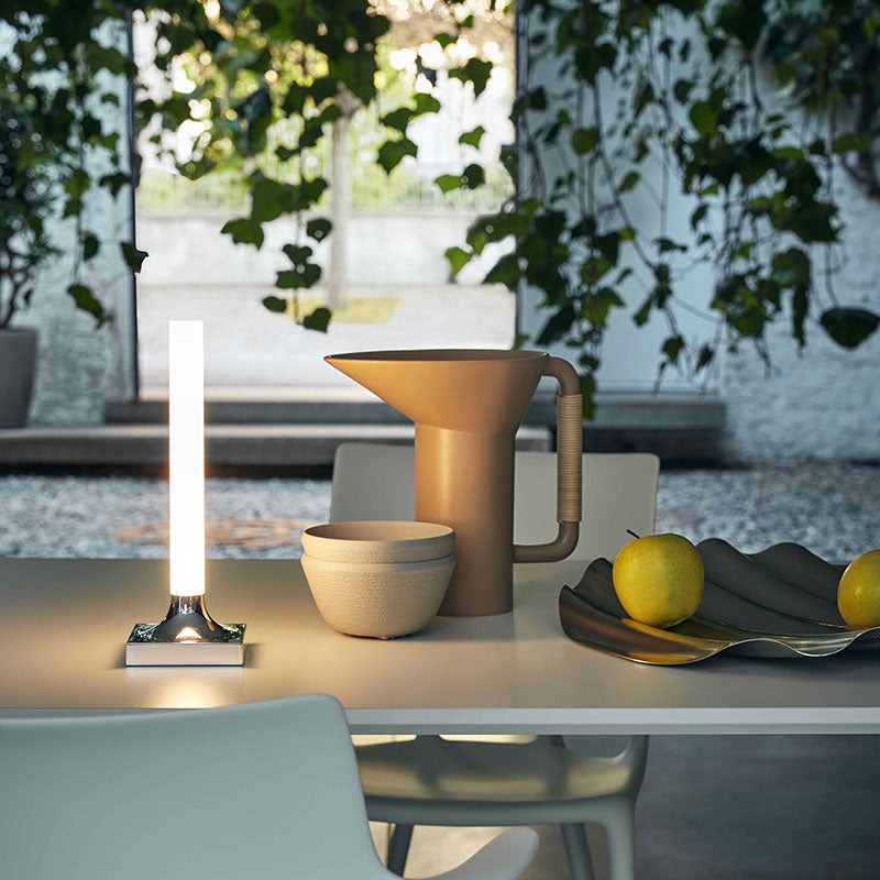 KARTELL Goodnight Battery Lampada da Tavolo Bianco 29cm PMMA
