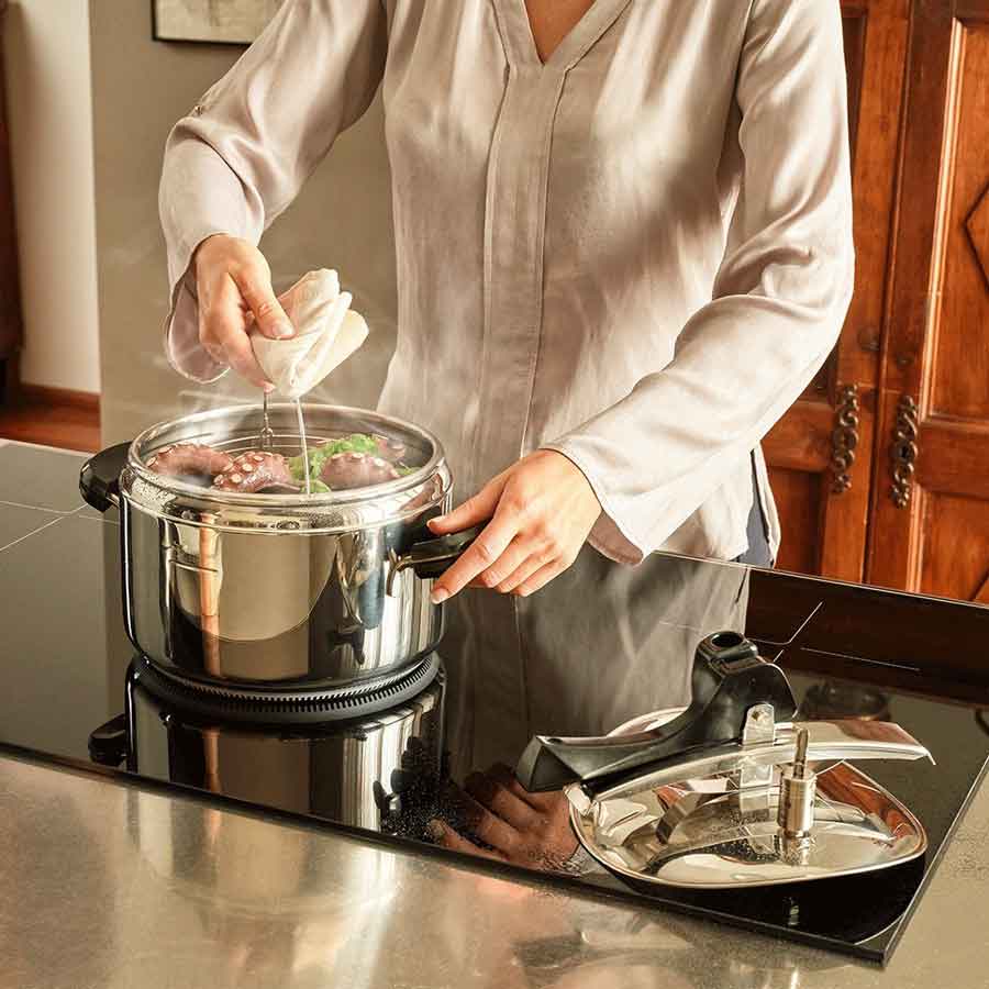 Gamma pentole a pressione Lagostina in acciaio inox per induzione