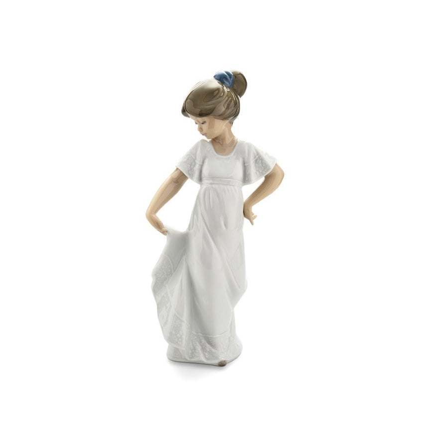 NAO Figura Statua Bambina Che Graziosa! 22x11cm Porcellana