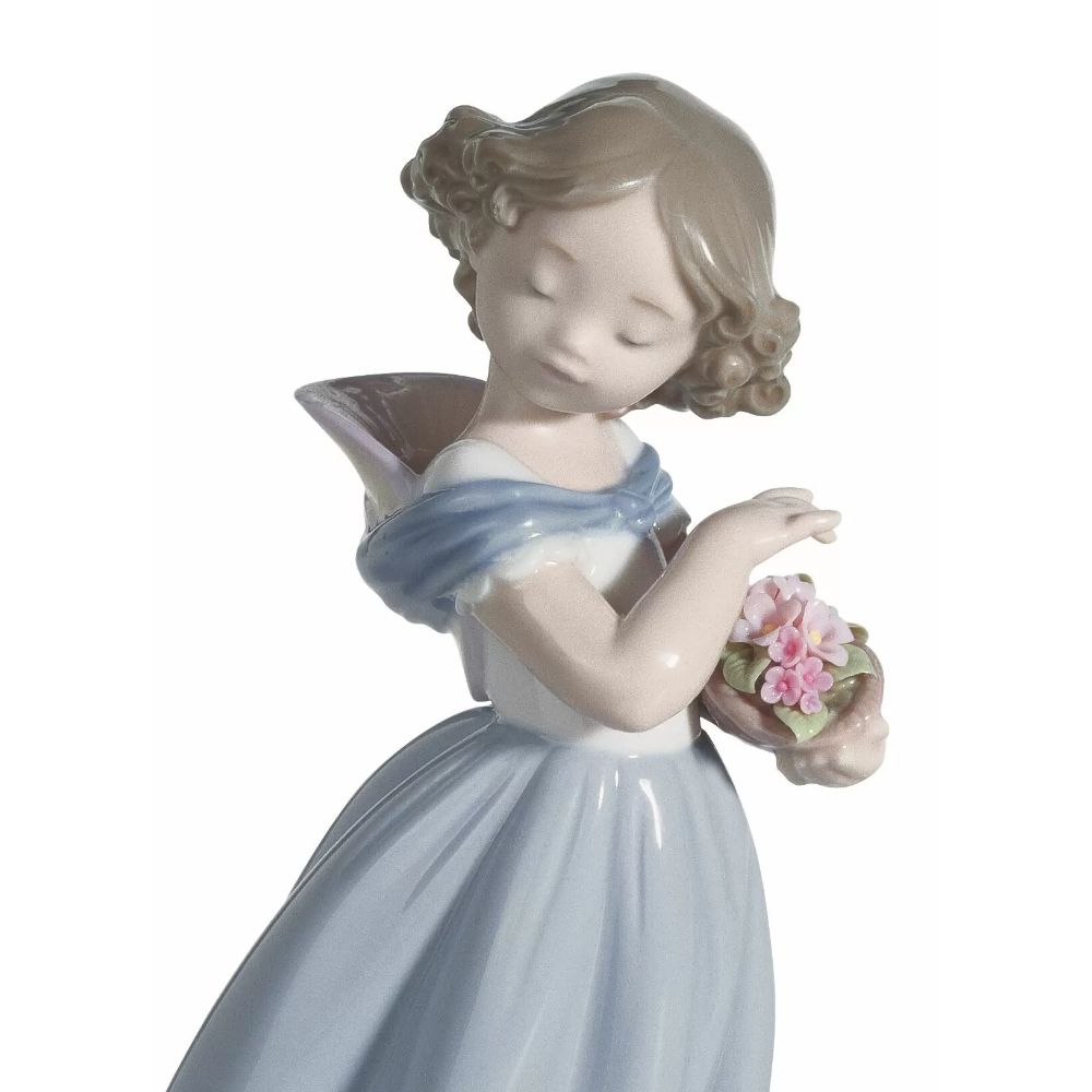 Lladró "Adorabile innocenza" Figura Statua Bimba Abito Lungo Fiori Porcellana H17cm
