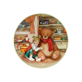 BRANDANI Cuccioli Piattino Natalizio Bimba con Orsetto 30cm Porcellana