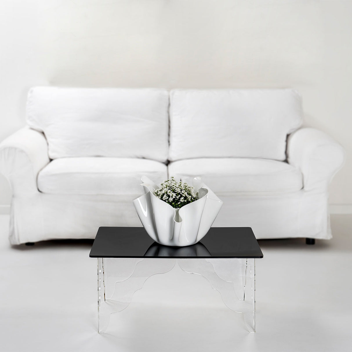 iPLEX Plexiglass Drapery Vase in Plexiglas 45x29cm White Made in Italy