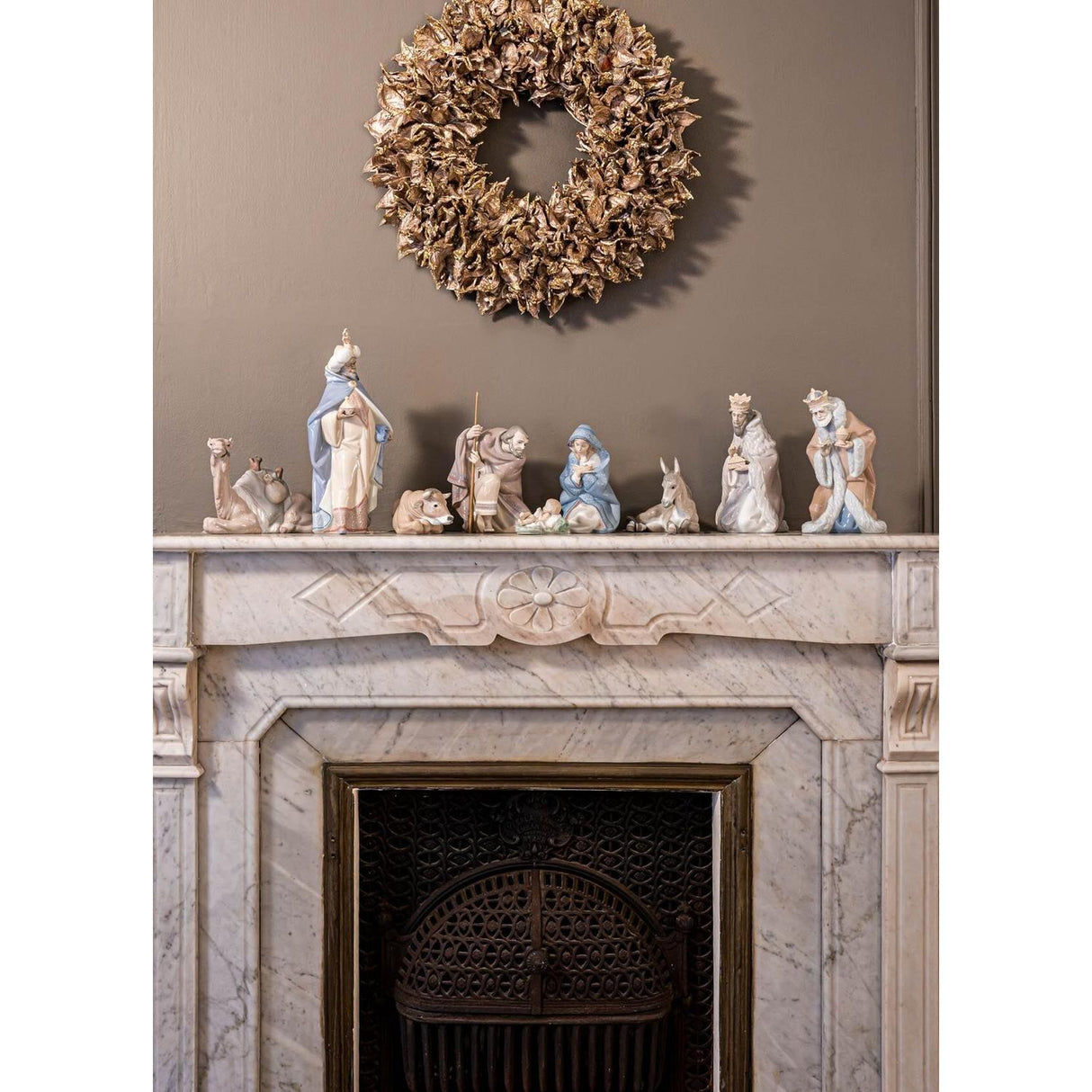 LLADRO' Figurina Natività Maria II 18x13cm Porcellana