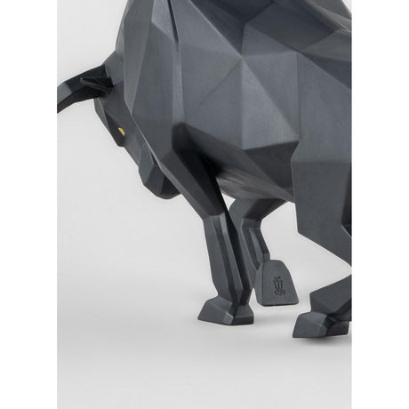 Lladró Scultura Toro Nero Opaco 24x50cm Porcellana