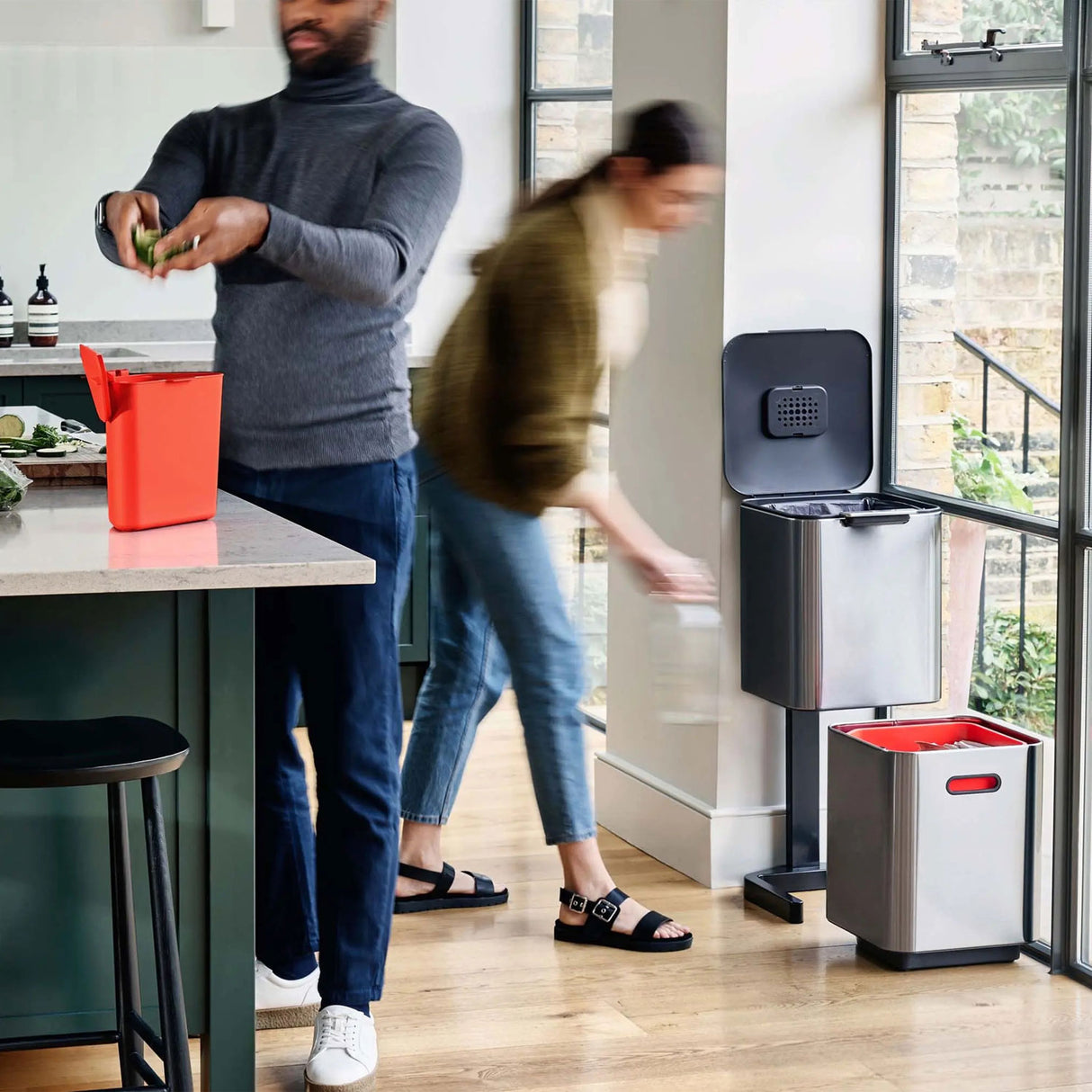 JOSEPH JOSEPH Totem Max Pattumiera Raccolta Differenziata 40L Acciaio Inox 76x30cm