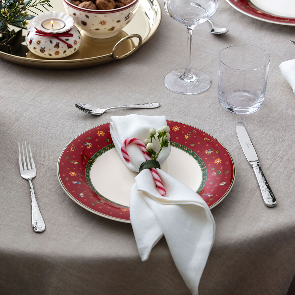 VILLEROY & BOCH Toy's Delight Specials Piatto Piano Set 6 Pezzi Rosso Rotondo 27cm Tavola Natale