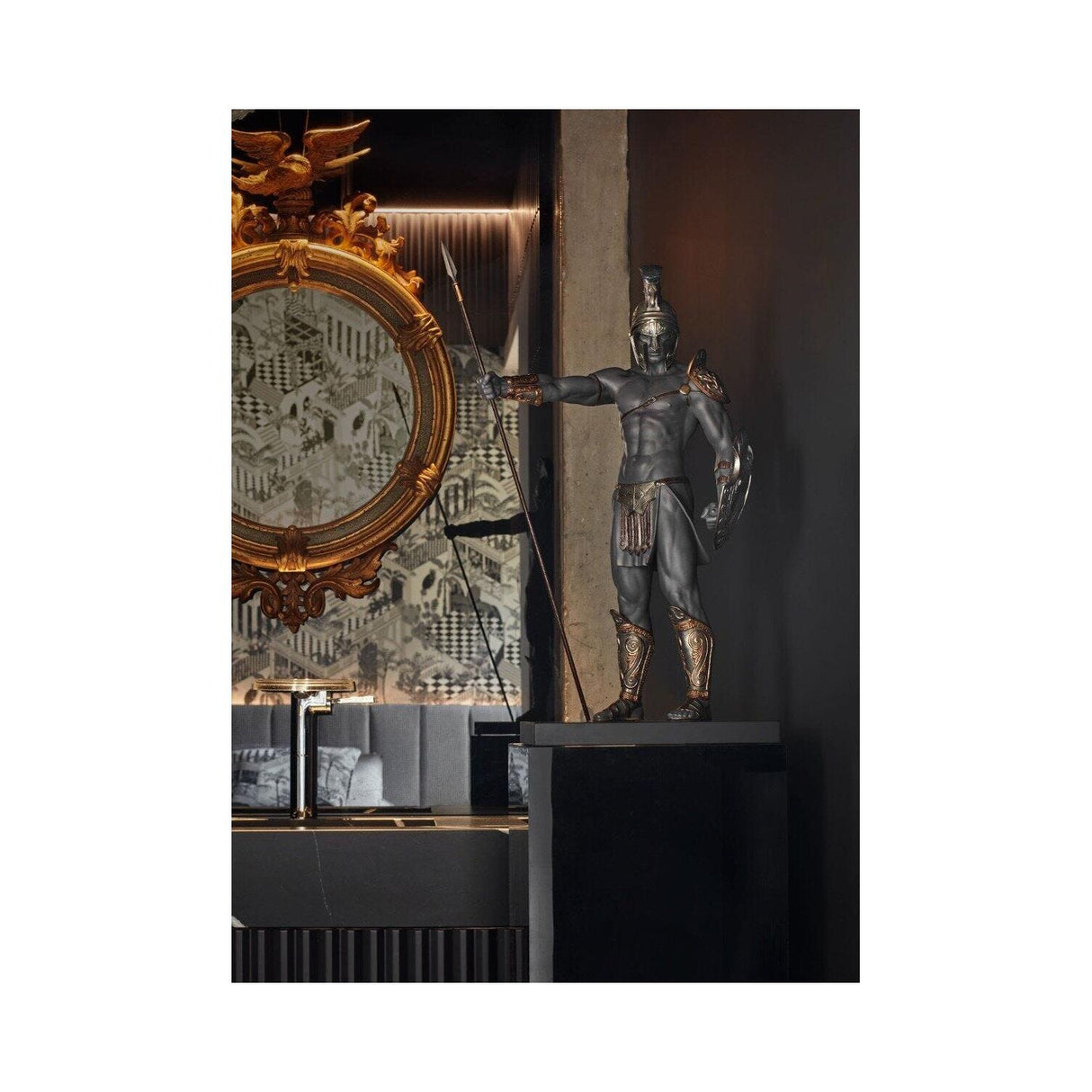 LLADRO' Scultura Spartano 71x44cm Porcellana