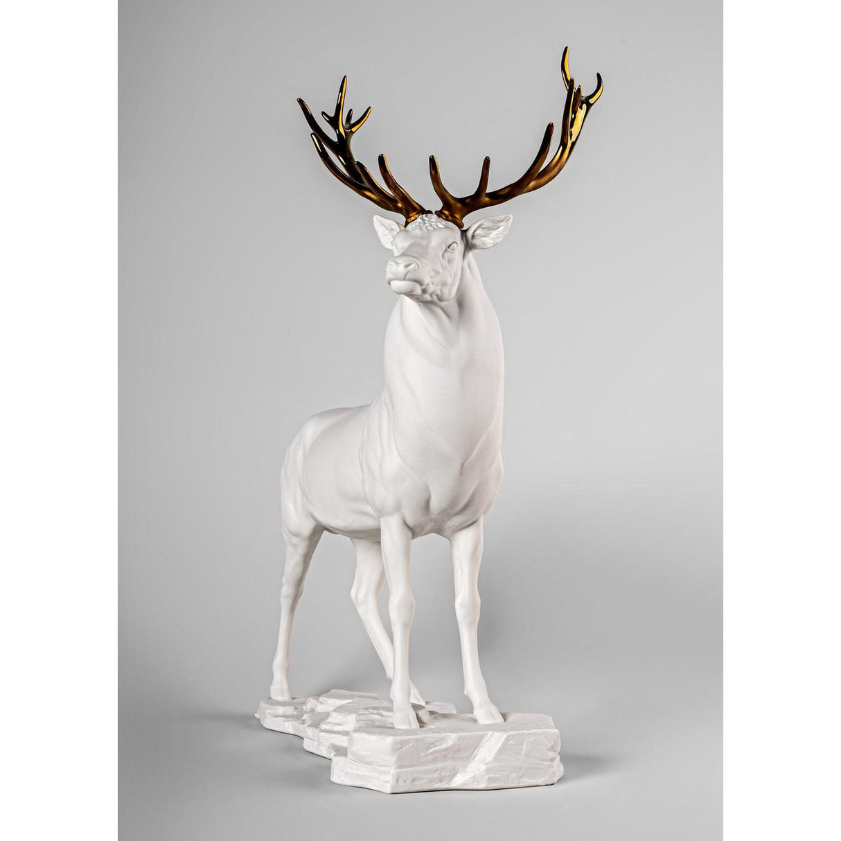 Lladró Scultura Cervo Bianco Rame 52x41cm Porcellana