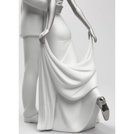 Lladró Figurina Coppia Felice Anniversario Lustro Argento 32x21cm Porcellana