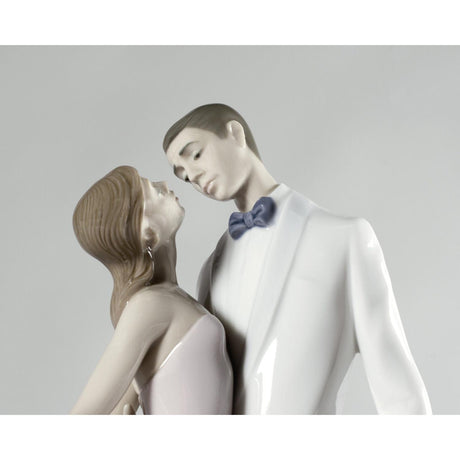 Lladró Figurina Coppia Felice Anniversario 32x21cm Porcellana