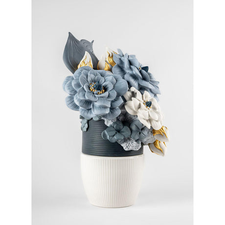 Lladró Vaso con Fiori Blu 44x33cm Porcellana