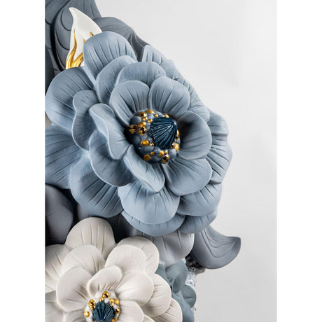 Lladró Vaso con Fiori Blu 44x33cm Porcellana