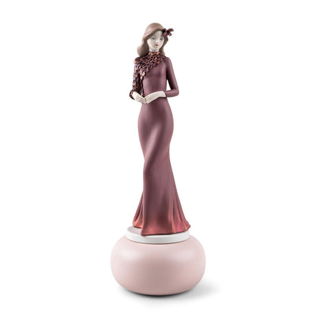 Lladró Scultura Haute Allure Stile Senza Tempo Serie Limitata 38x14cm Porcellana