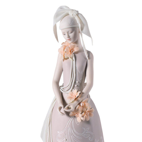 Lladró Figurina Donna Haute Allure Modello Esclusivo Edizione Limitata 38x15cm Porcellana