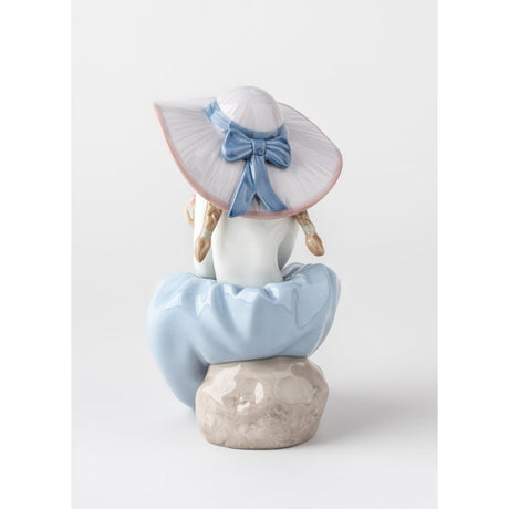 Lladró Figurina Bimba con Fiori 20x16cm Porcellana