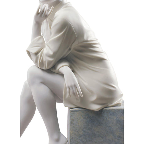 Lladró Figurina Donna Un Momento di Tranquillità 37x17cm Porcellana