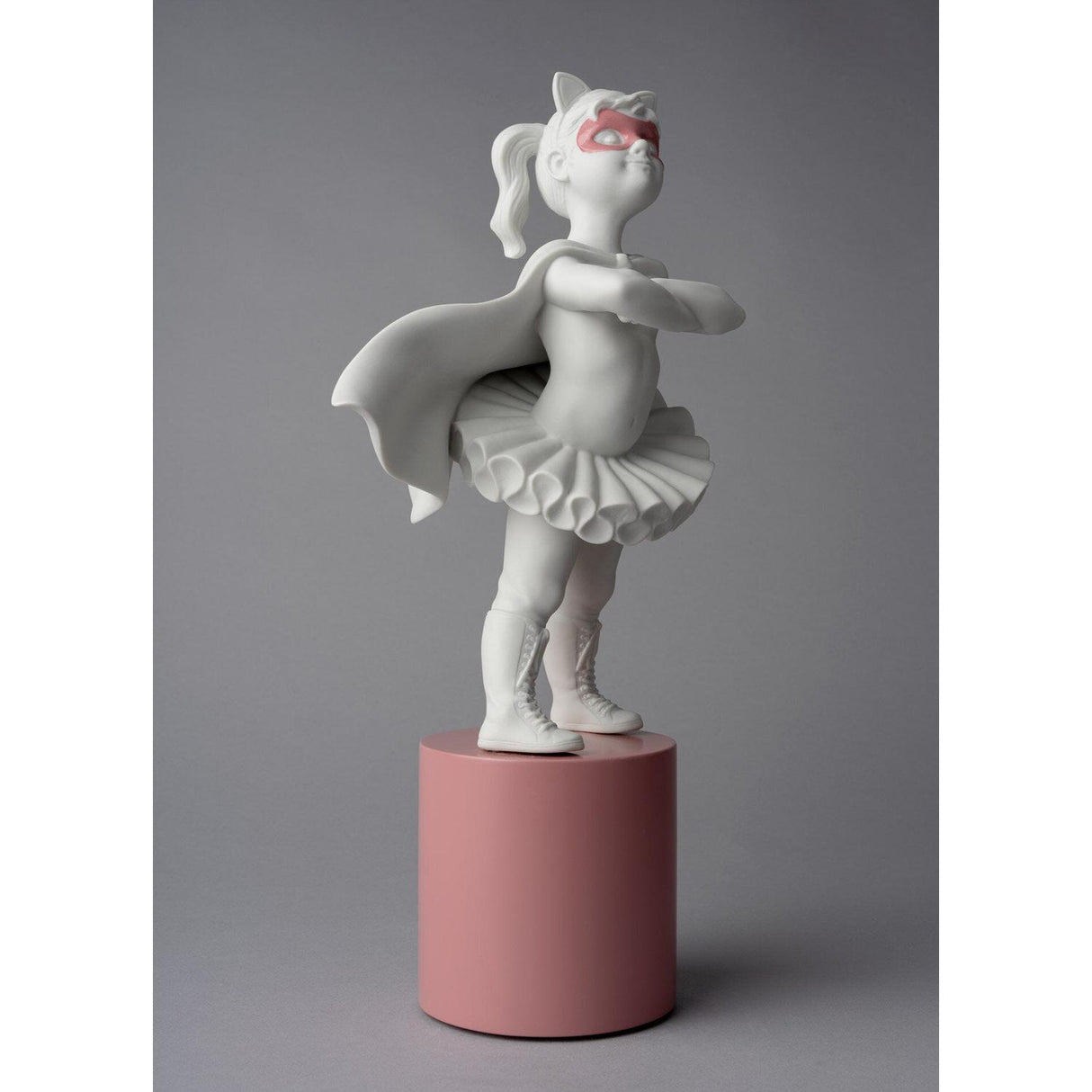 Lladró Figura Scultura Sono Una Supereroina 40x17cm Porcellana