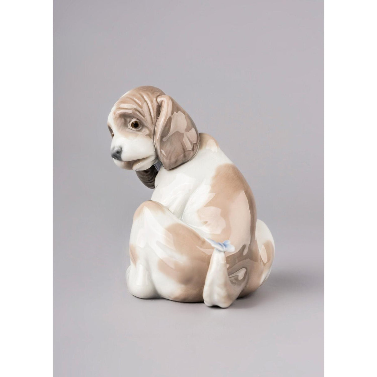 Lladró Figurina Cane con Farfalla 11x11cm Porcellana