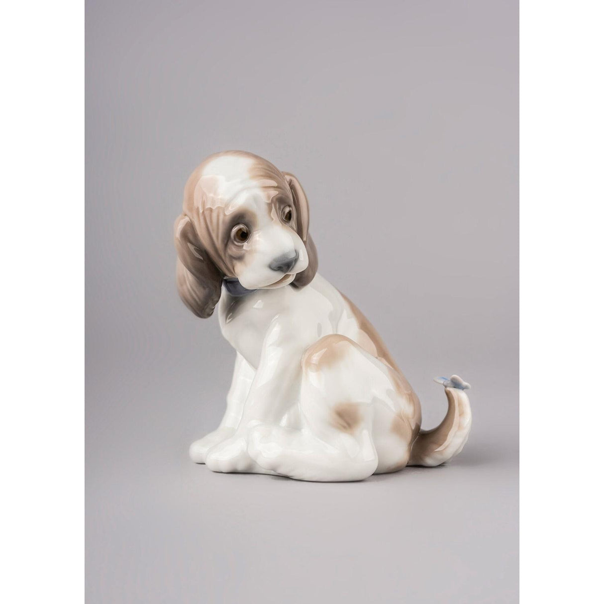 Lladró Figurina Cane con Farfalla 11x11cm Porcellana