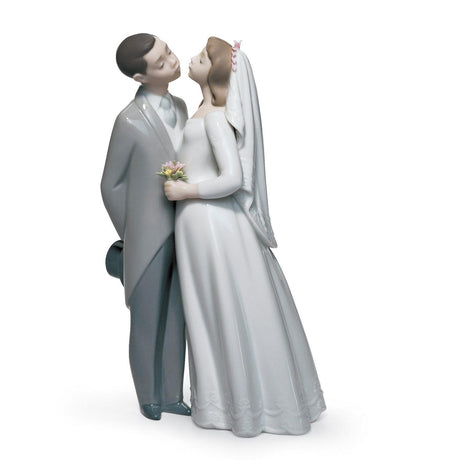 Lladró Figurina Coppia Un Bacio da Ricordare 19x12cm Porcellana