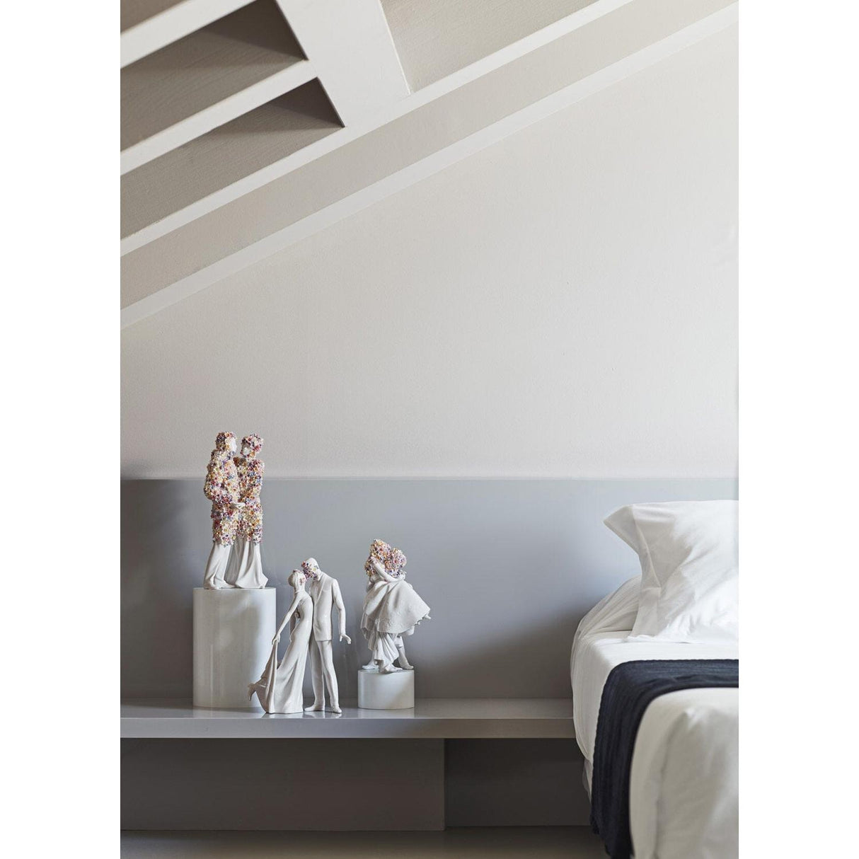 LLADRO' Scultura Amore III Fiori 34x17cm Porcellana