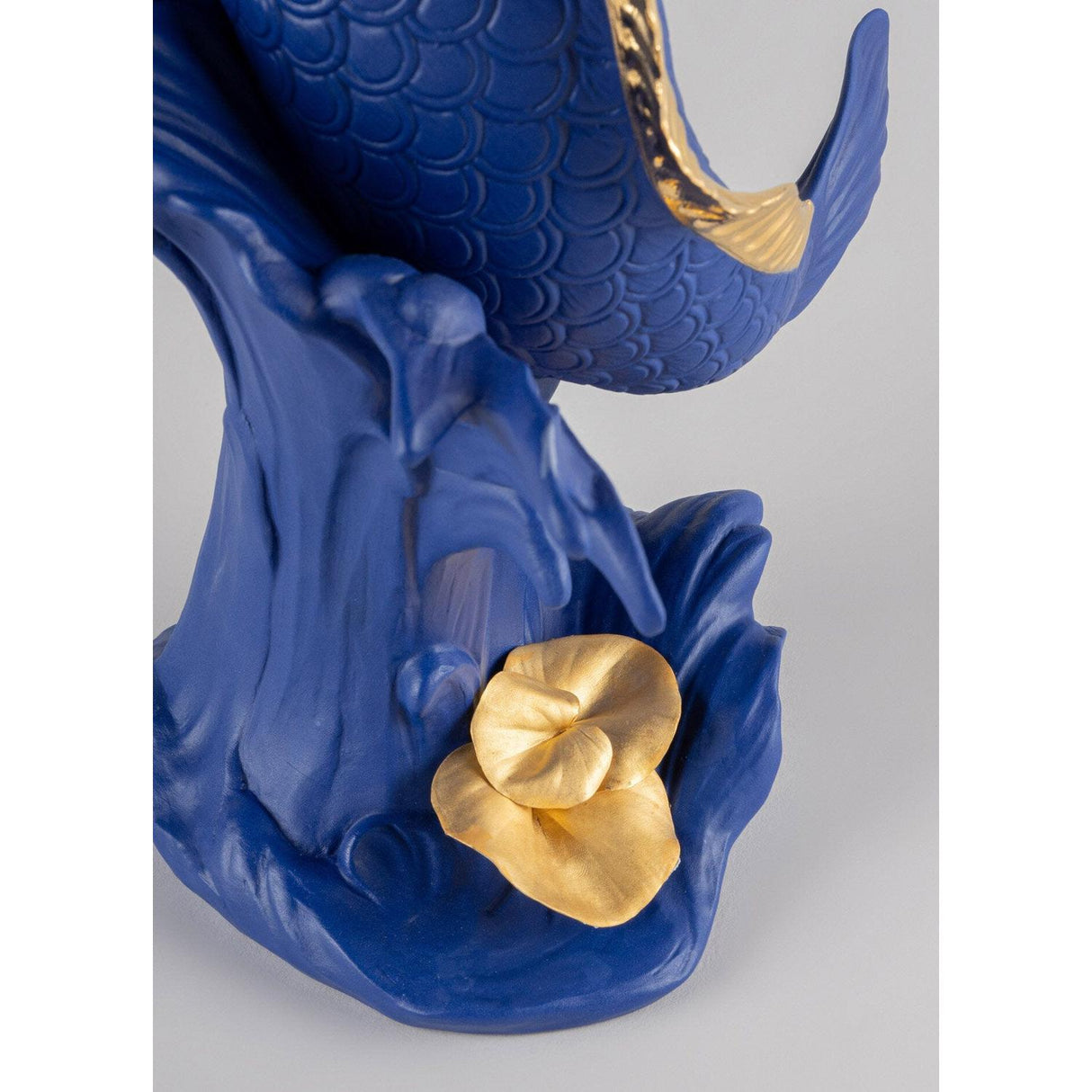 Lladró Scultura Carpa Koi Blu Oro Serie Limitata 31x21cm Porcellana