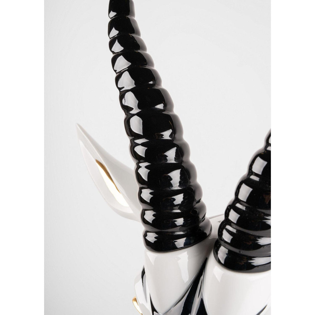 Lladró Maschera Antilope Nero Oro 57x39cm Porcellana