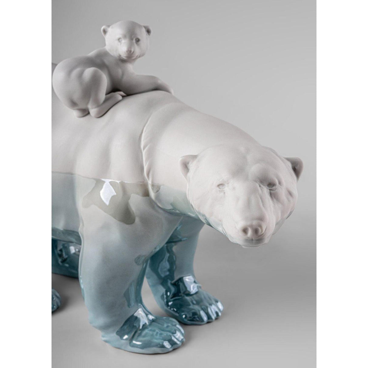 Lladró Scultura Mamma Orsa e I Suoi Piccoli Underwater 25x39cm Porcellana