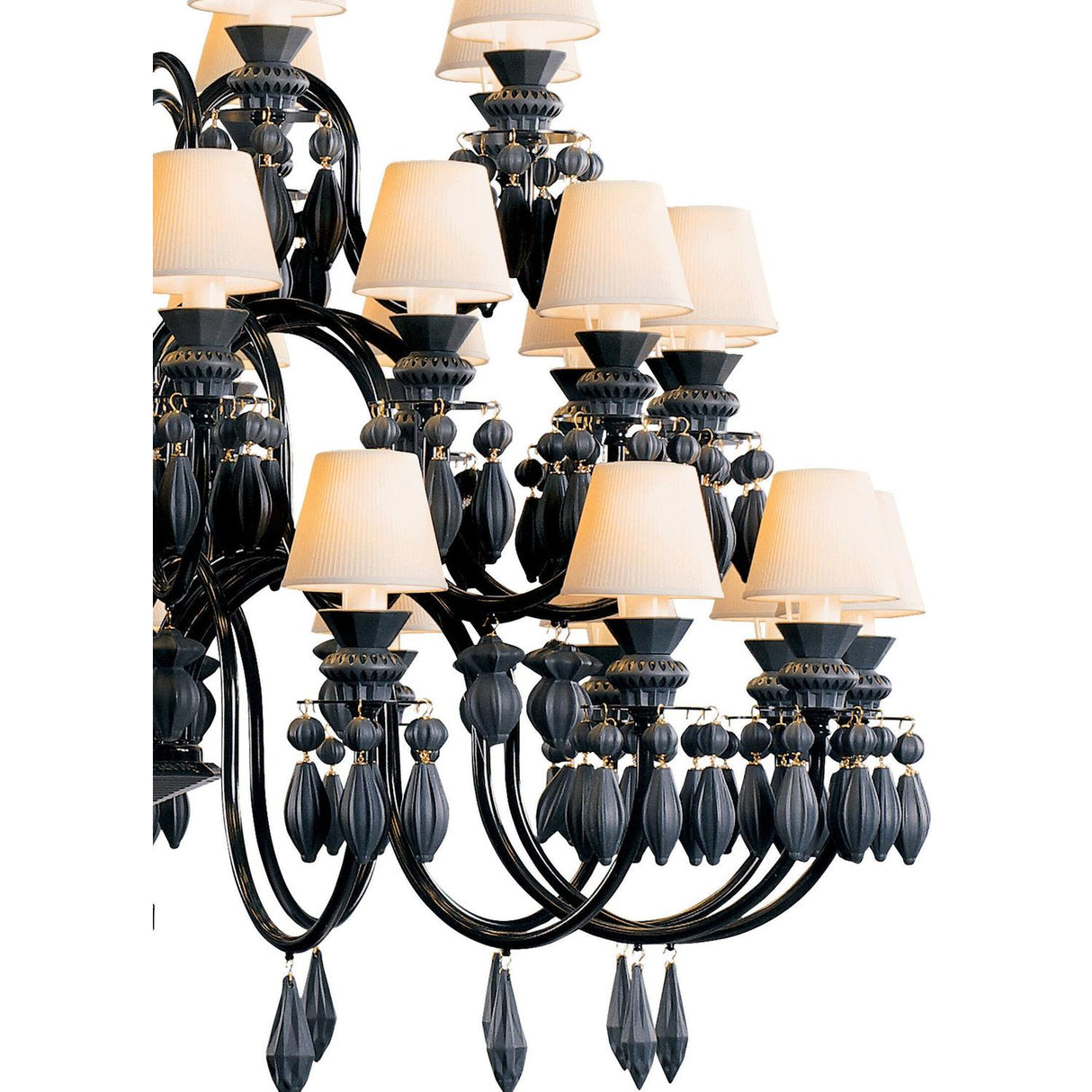 Lladró Chandelier Belle De Nuit 40 Luci Nero Assoluto 150x100cm Porcellana