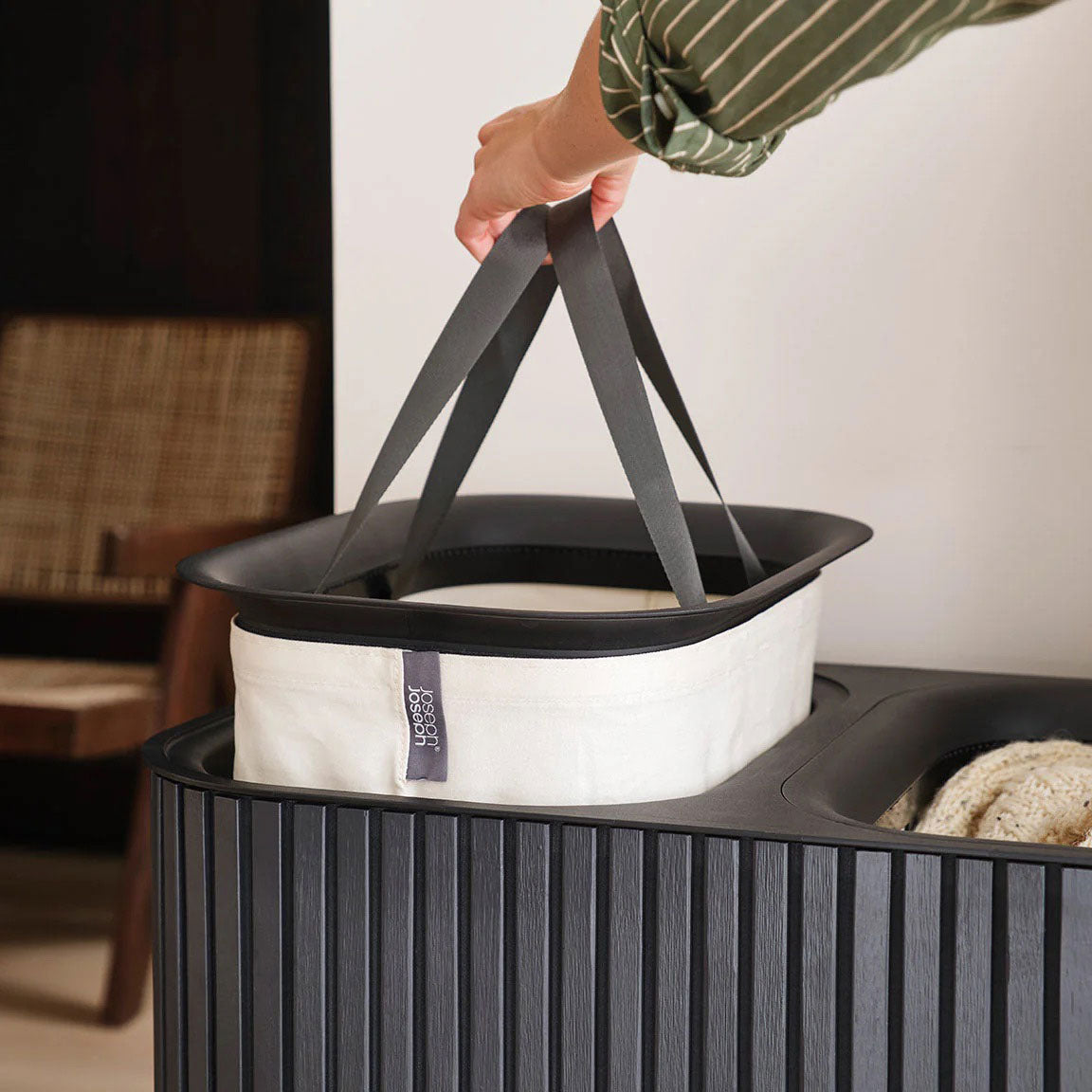 JOSEPH JOSEPH Tota 90L Cesto da Biancheria per Panni Sporchi 73,5x61cm Luxe Nero