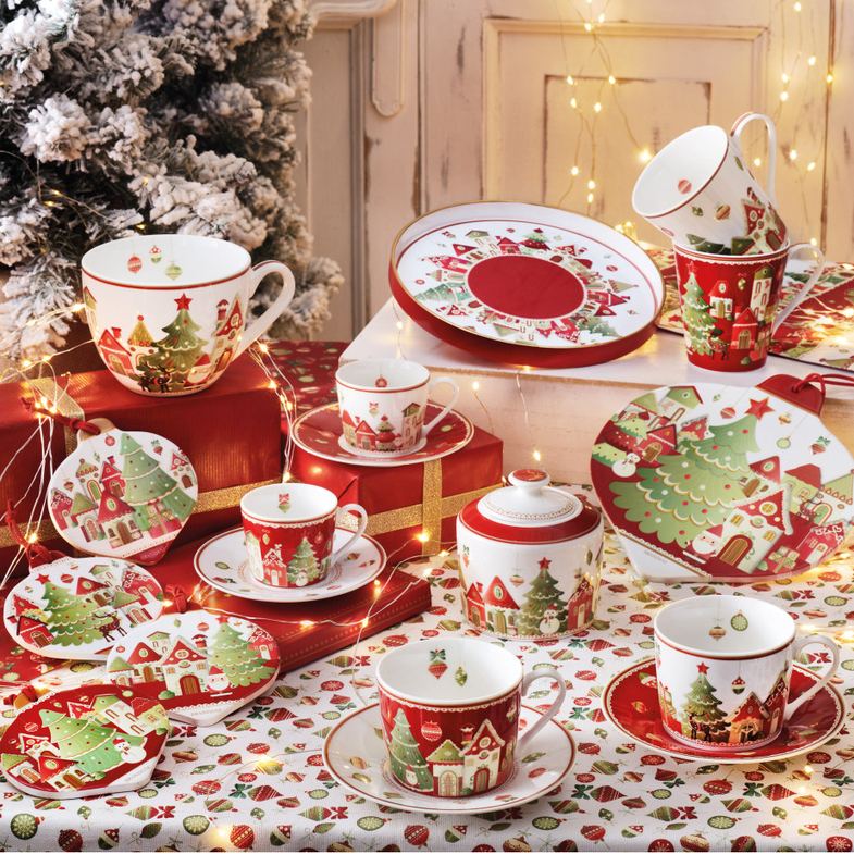 BRANDANI Set 2 Tazze da Tè Natalizie Villaggio in Festa con Piattino in Porcellana New Bone China 14,5cm
