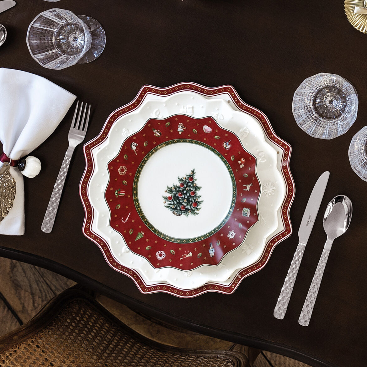VILLEROY & BOCH Toy's Delight Piatto Colazione Rosso 24cm Set 6 Pezzi Tavola Natale