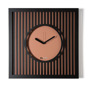 Orologio da parete Tiffany Arti & Mestieri in ferro nero mocha mousse 50x50 cm