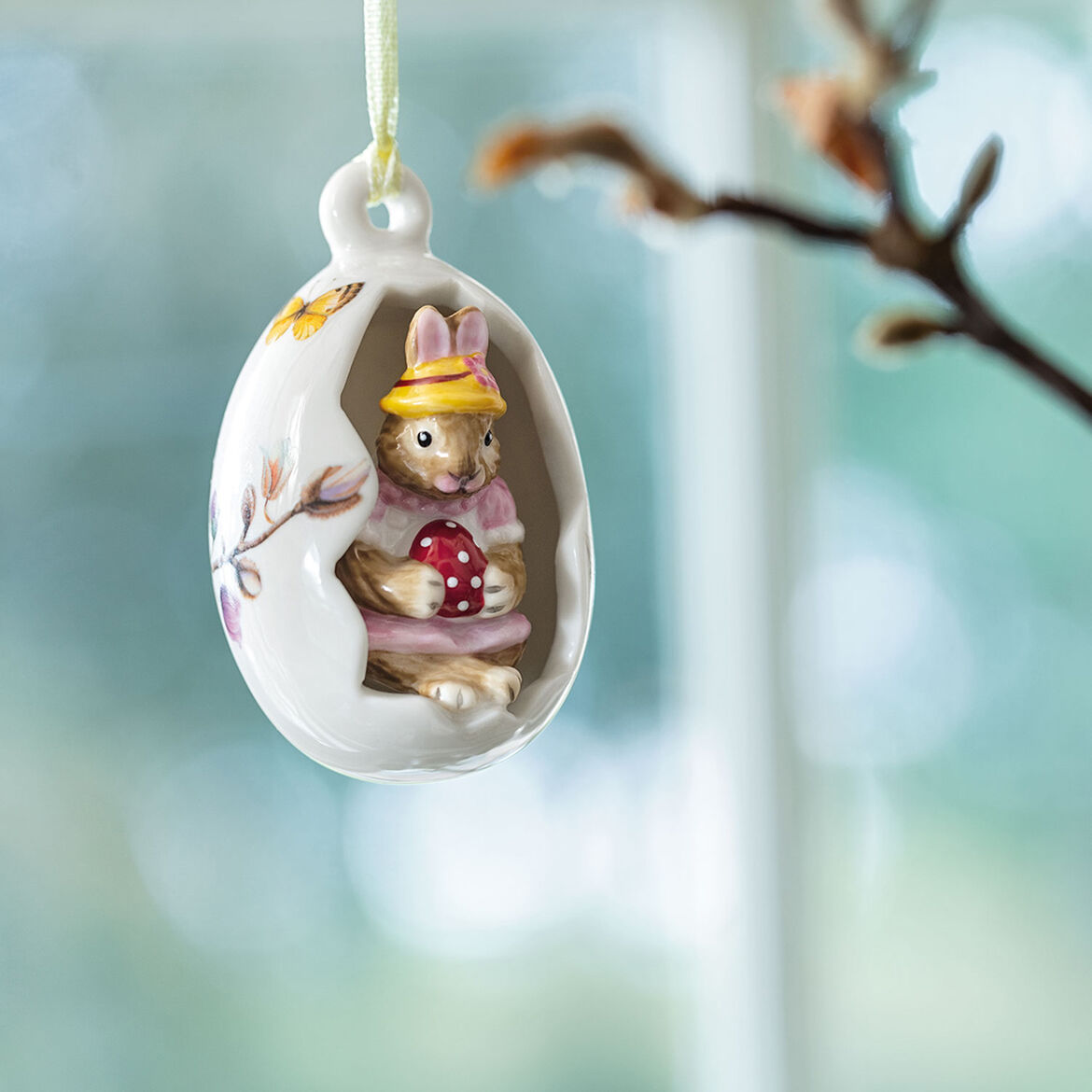 VILLEROY &amp; BOCH Bunny Tales Anna Egg Pink Flowers Pendant Ornament 7cm Easter Decoration
