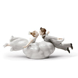LLADRO' Figurina Coppia Amore Nell'Aria 17x38cm Porcellana
