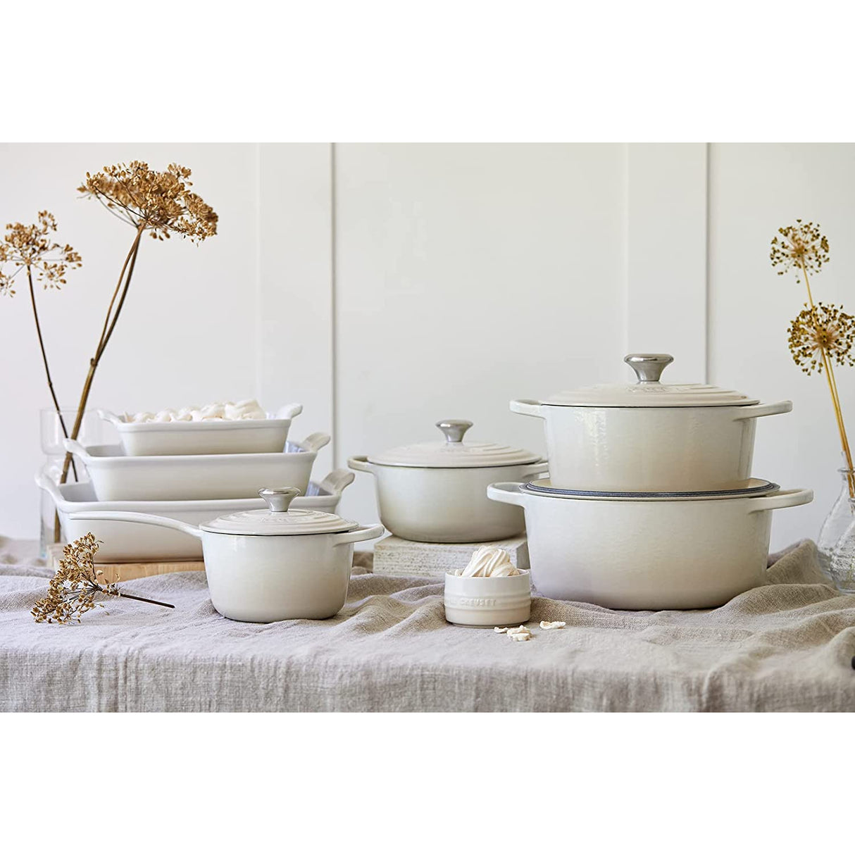 LE CREUSET Cocotte Rotonda Evolution 24cm Meringa Ghisa Vetrificata