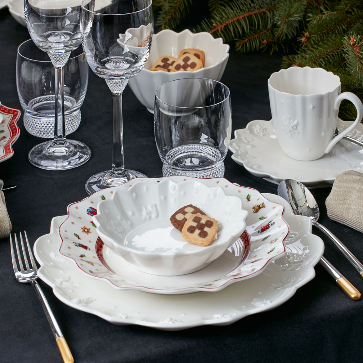 VILLEROY & BOCH Toys Delight Royal Classic Ciotola Grande 24,5cm Tavola di Natale Porcellana
